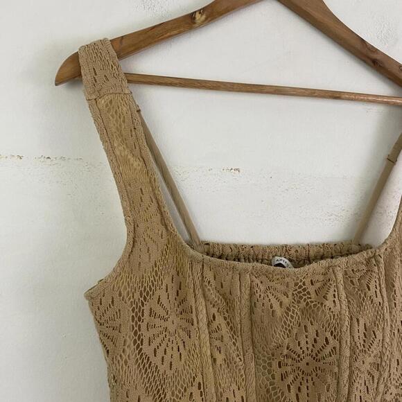 AMERICAN EAGLE light brown lace corset crop top - Picture 4 of 4